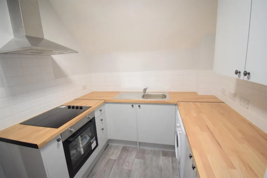 1 bedroom house for rent