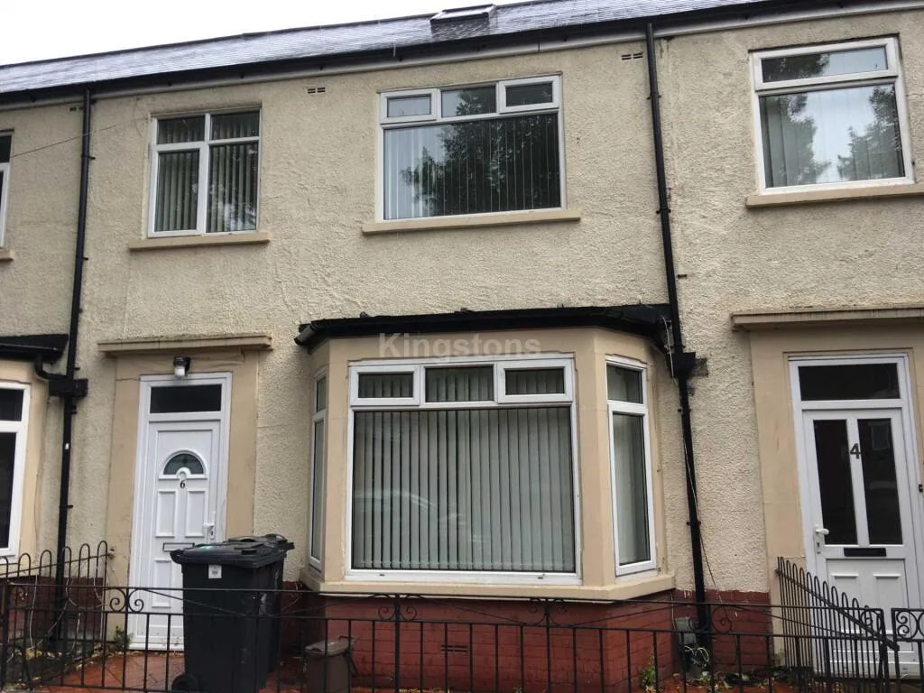 6 bedroom terraced house for rent