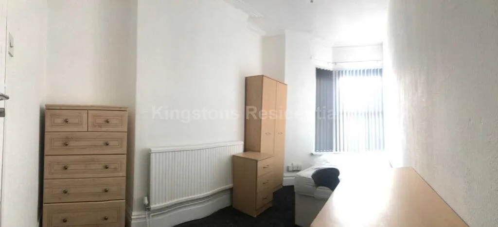 8 bedroom terraced house for rent