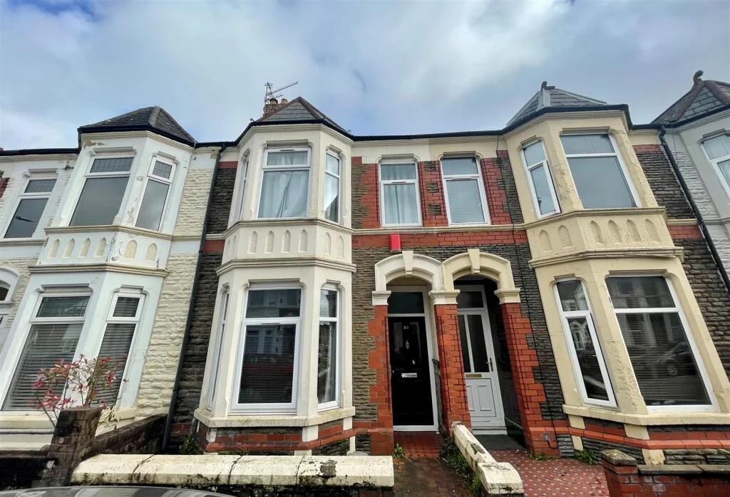 6 bedroom house for rent