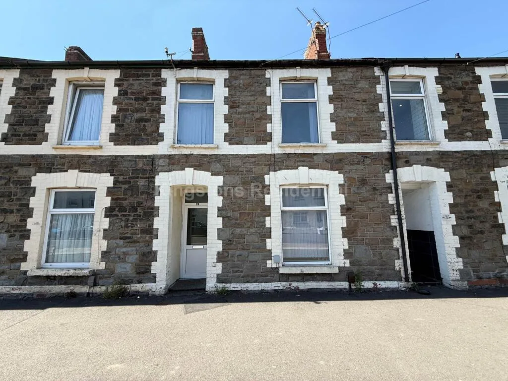 6 bedroom terraced house for rent