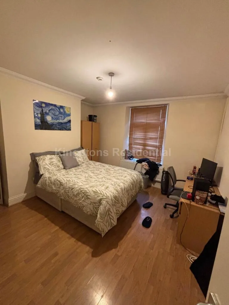 5 bedroom maisonette for rent