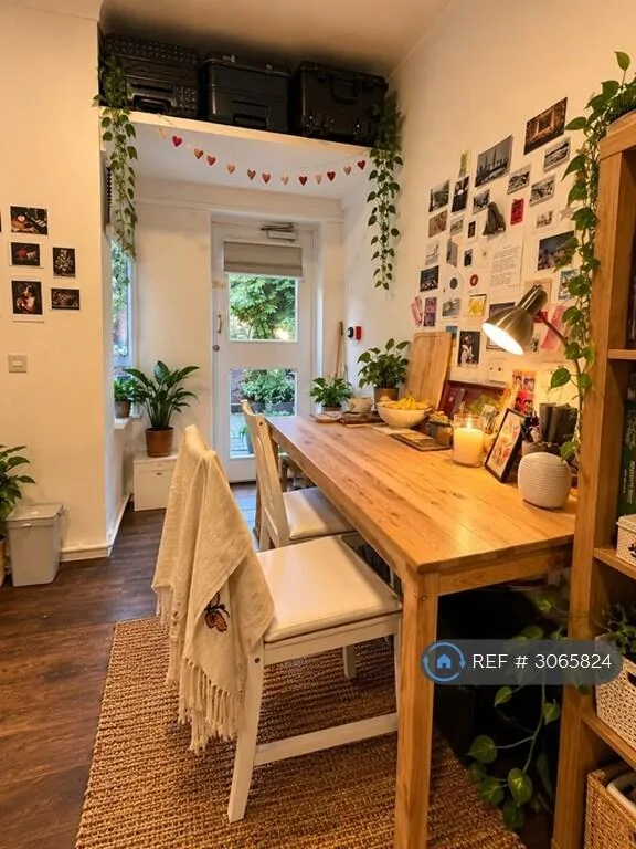 Studio flat for rent