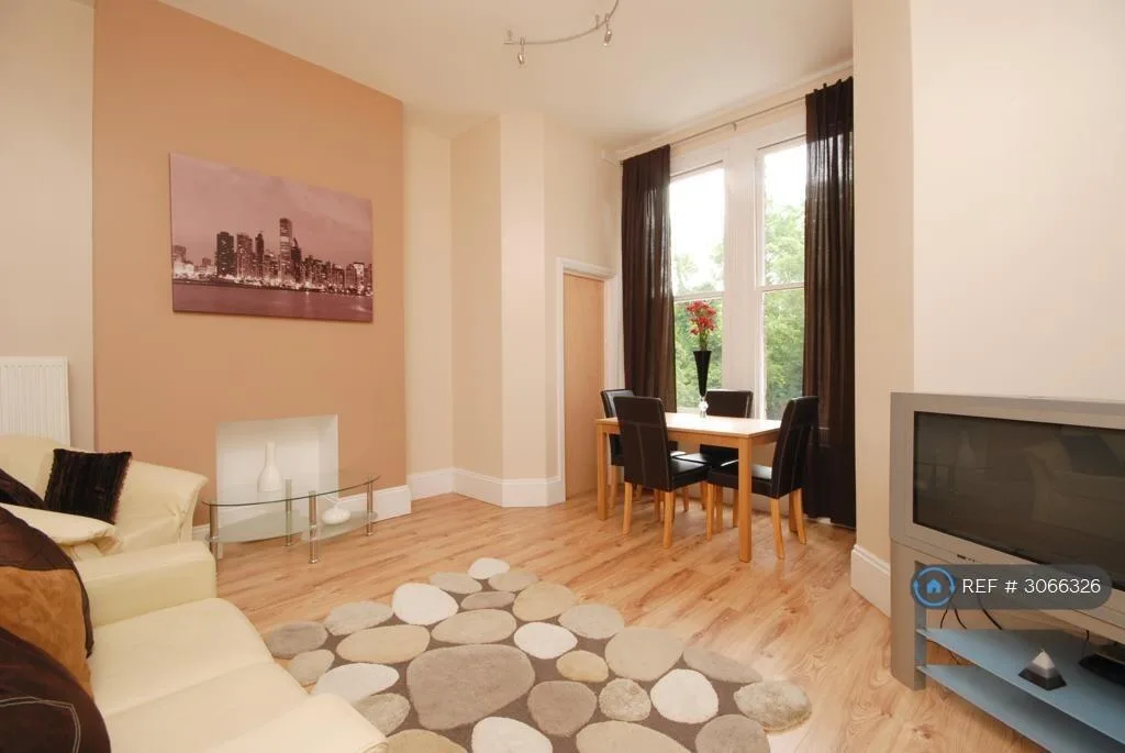3 bedroom flat for rent