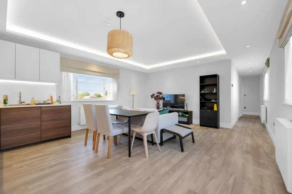 2 bedroom flat for rent