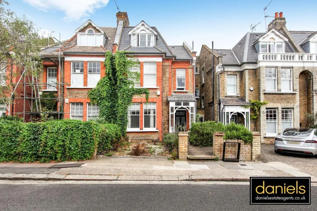 2 bedroom flat for rent