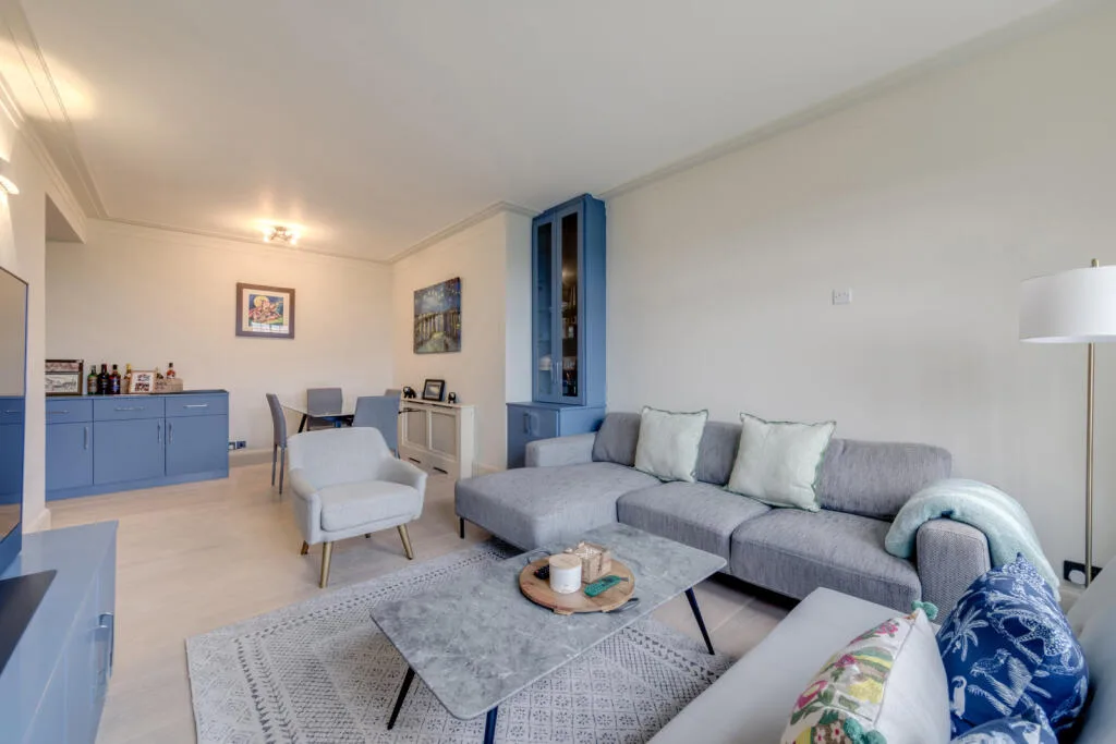 3 bedroom flat for rent