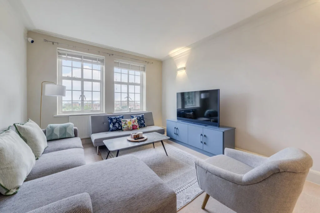 3 bedroom flat for rent
