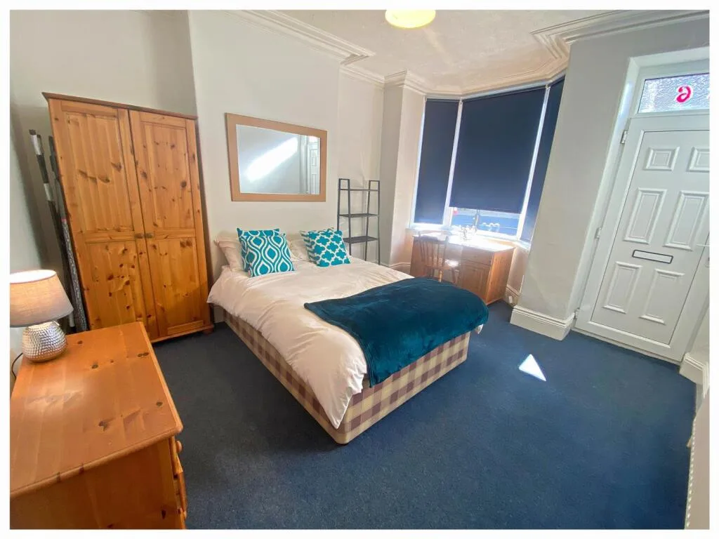 4 bedroom terraced house for rent
