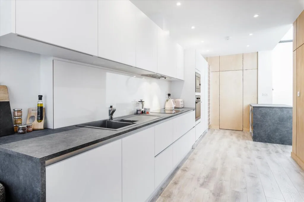 2 bedroom duplex for rent