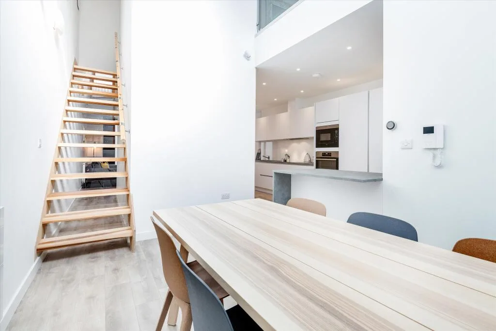 2 bedroom duplex for rent