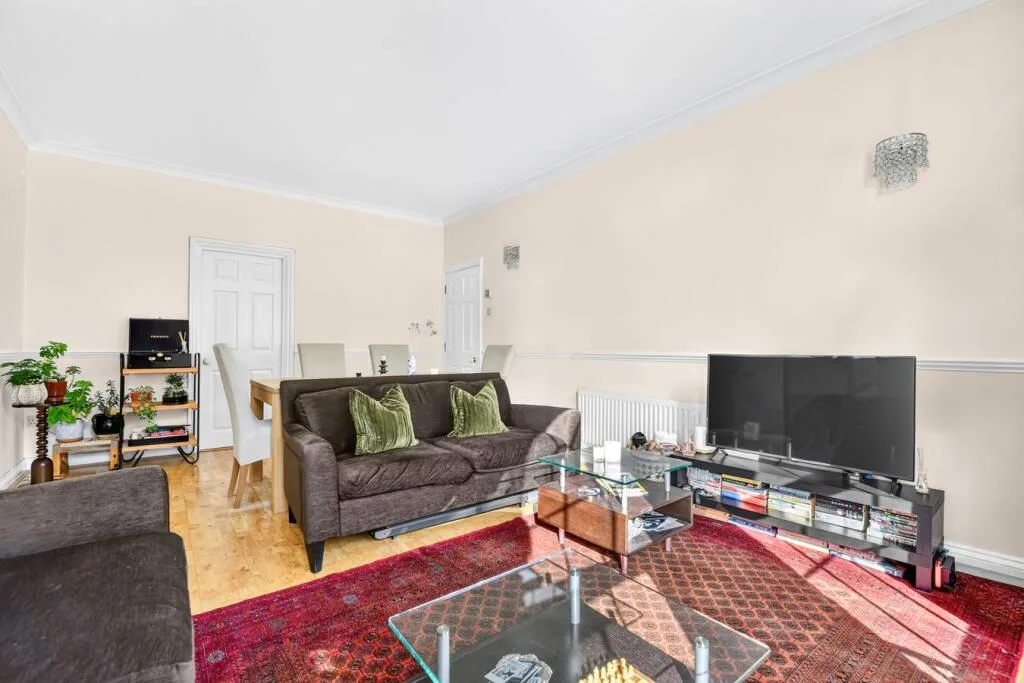 2 bedroom apartment for rent