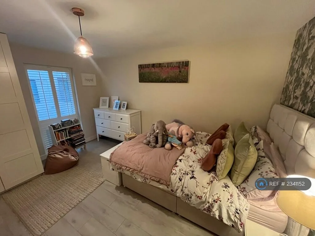 3 bedroom flat for rent