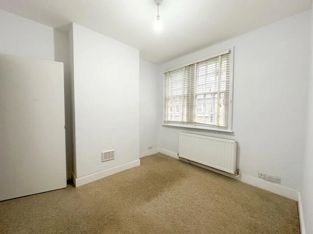 2 bedroom terraced house for rent