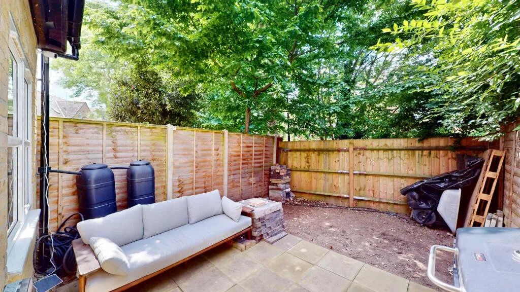 2 bedroom terraced house for rent