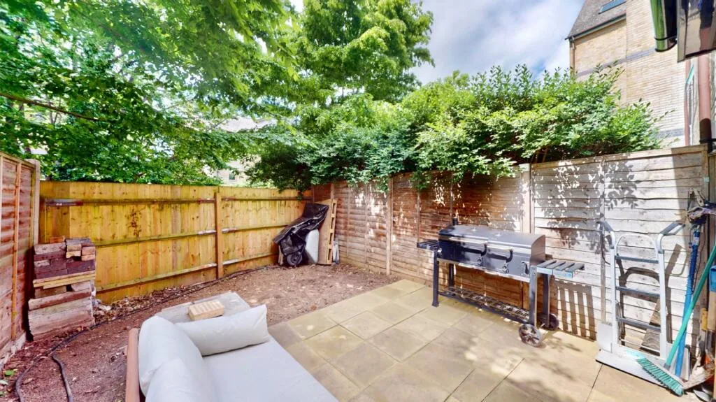 2 bedroom terraced house for rent