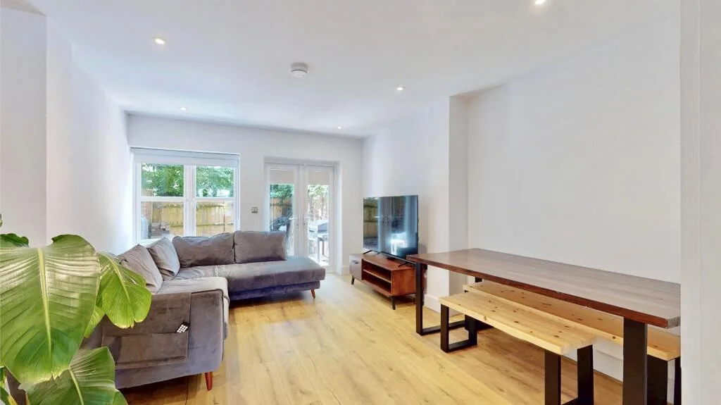 2 bedroom terraced house for rent