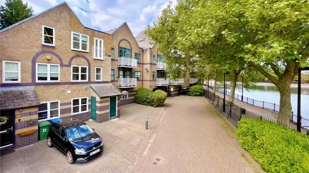 2 bedroom terraced house for rent