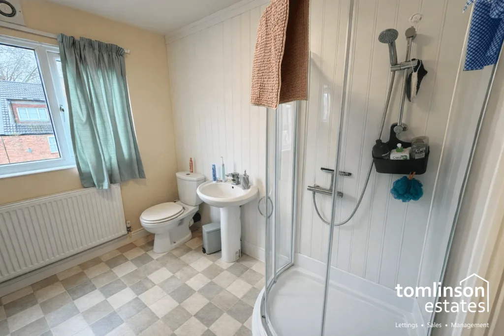 4 bedroom detached house for rent