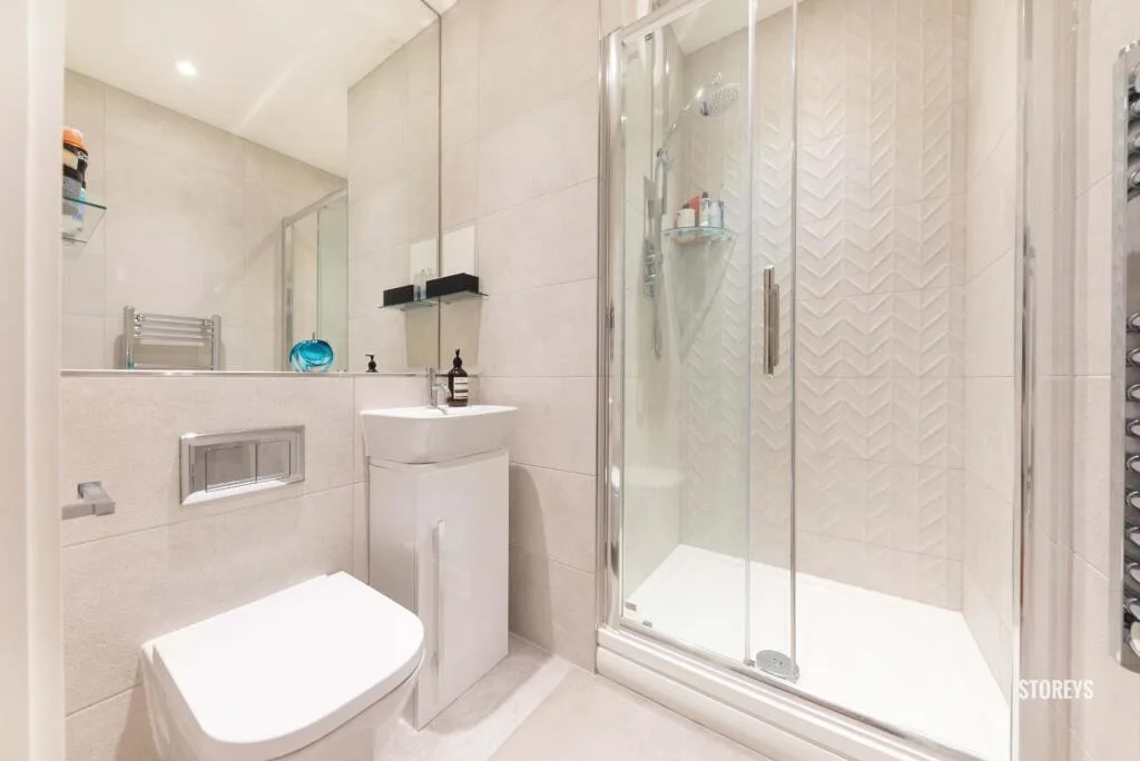 2 bedroom penthouse for rent