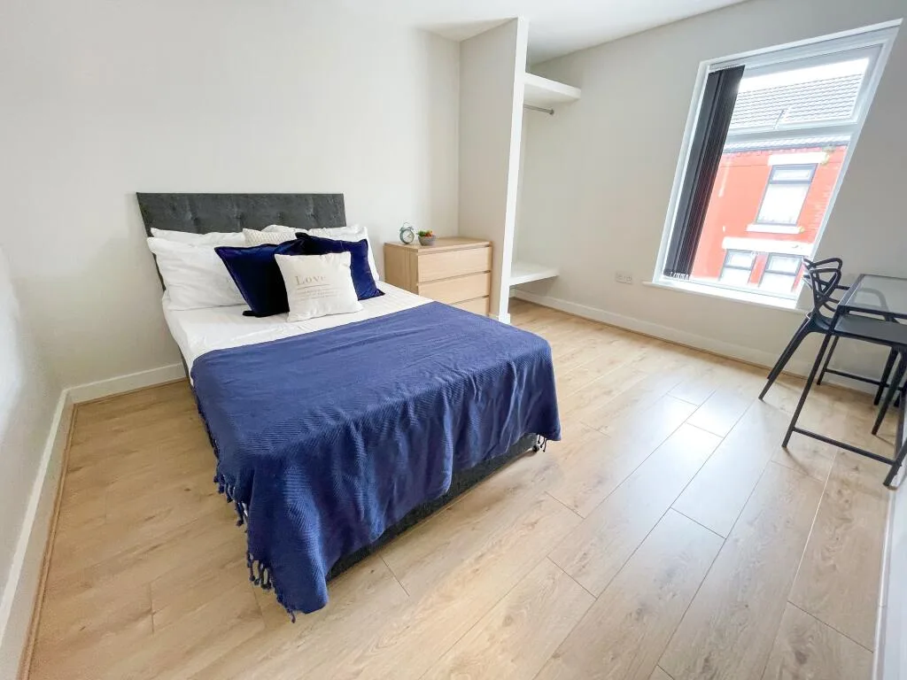 5 bedroom house for rent