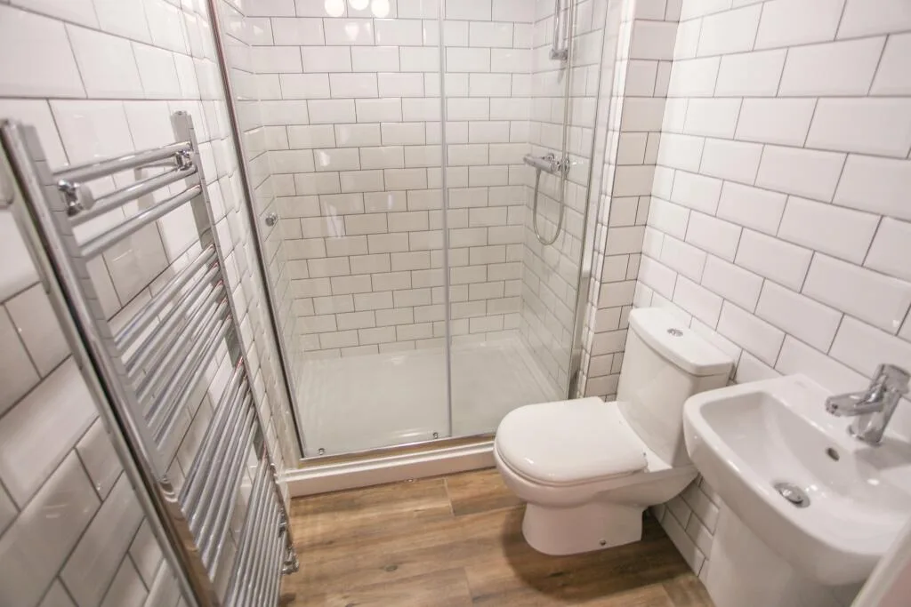 5 bedroom house for rent