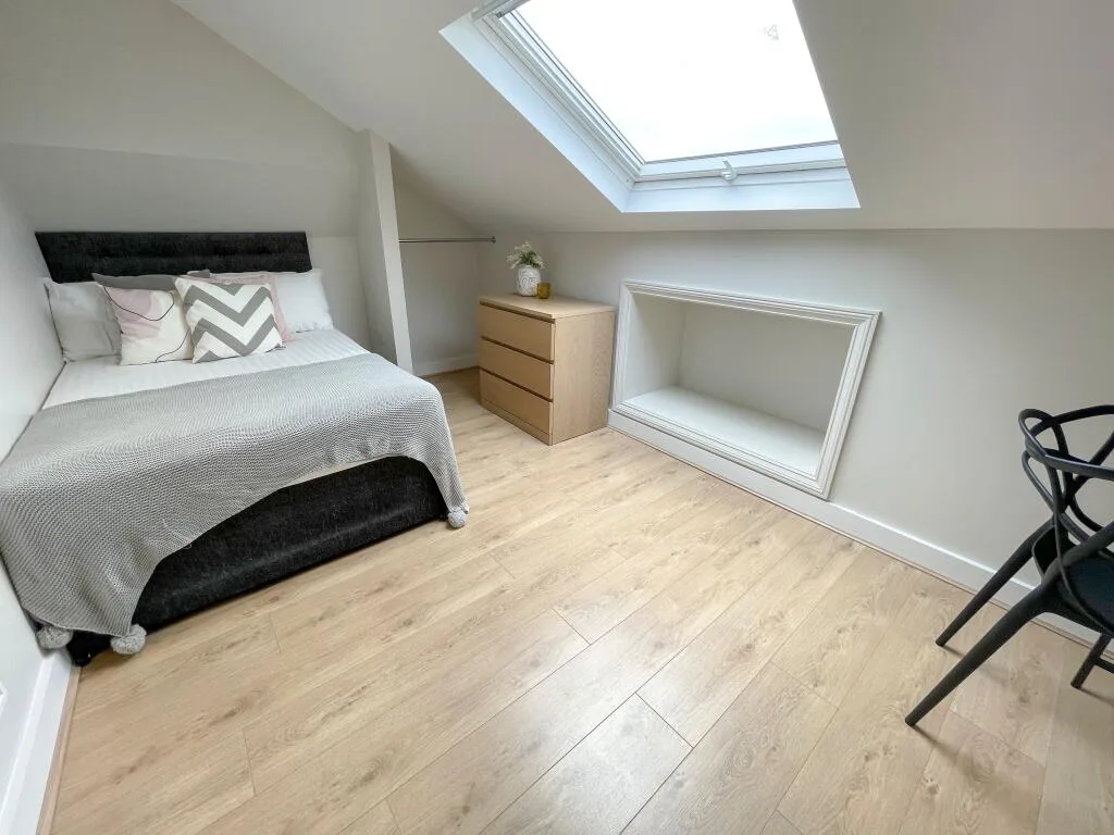 5 bedroom house for rent