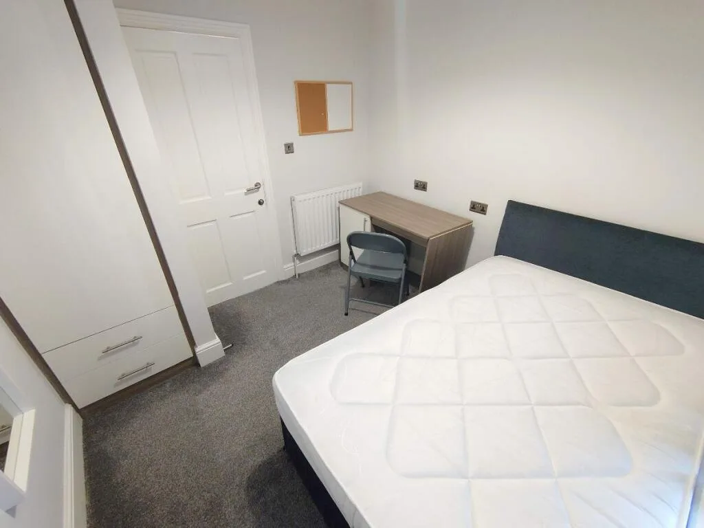 4 bedroom terraced house for rent