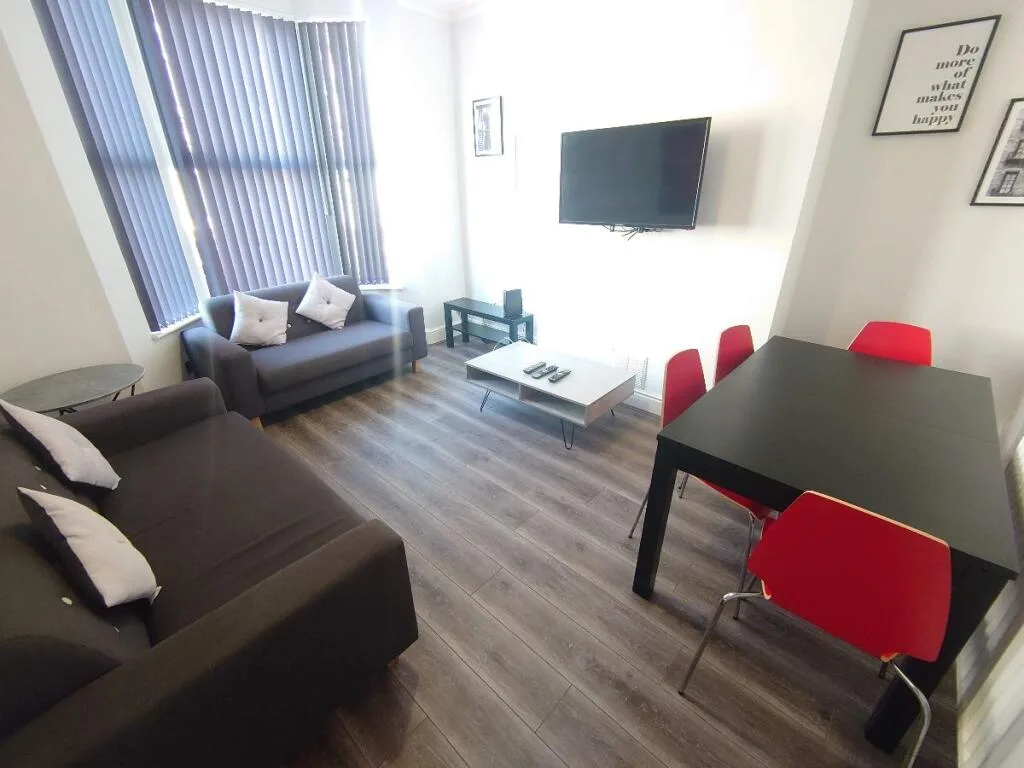 4 bedroom terraced house for rent
