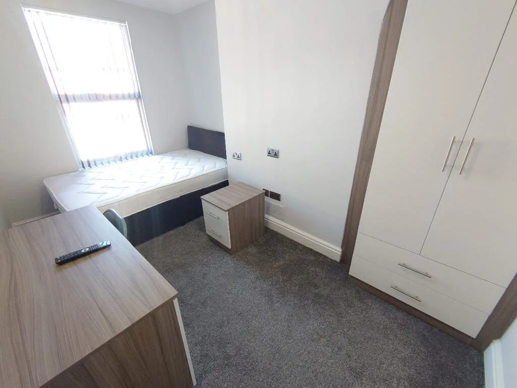 4 bedroom terraced house for rent