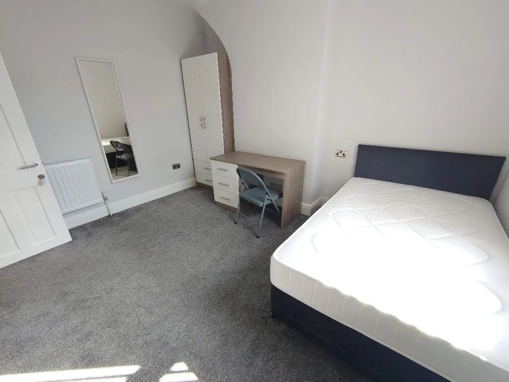 4 bedroom terraced house for rent