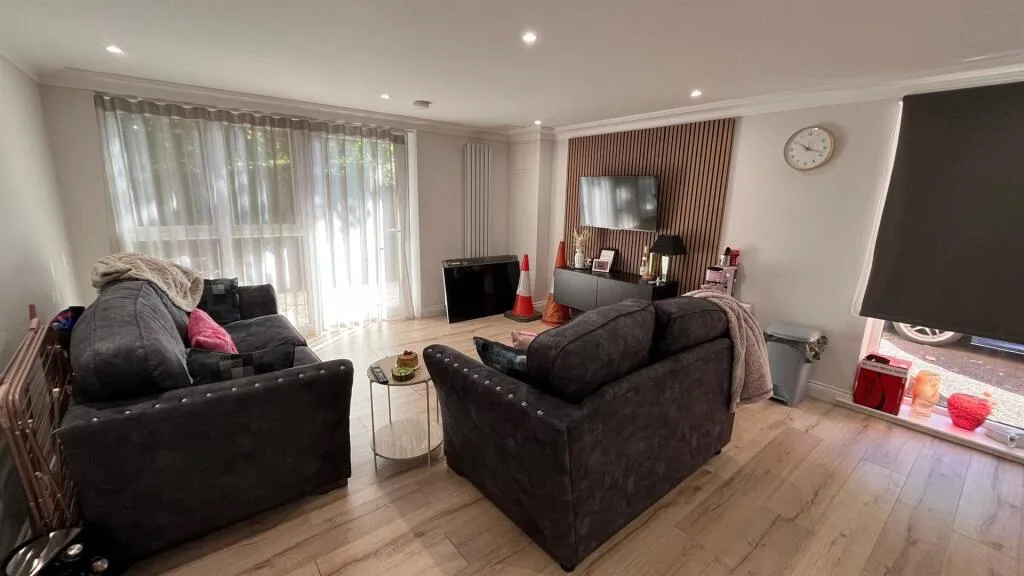 2 bedroom apartment for rent