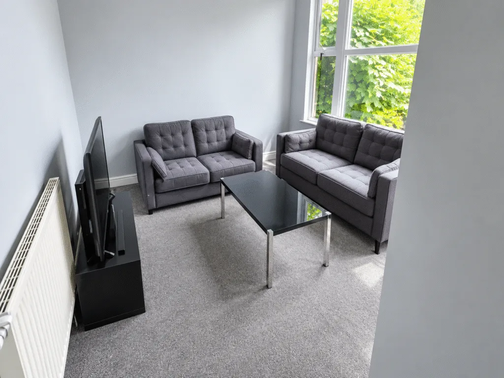 6 bedroom terraced house for rent
