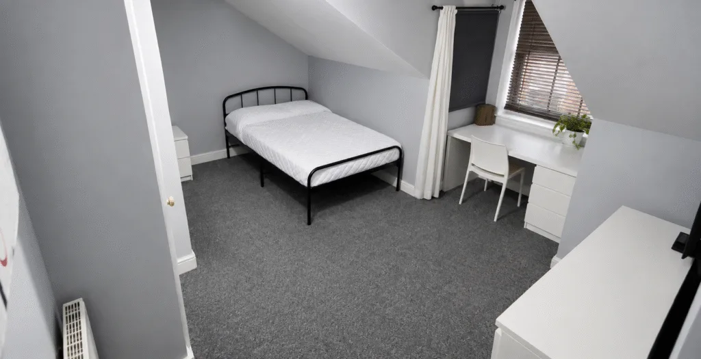6 bedroom terraced house for rent