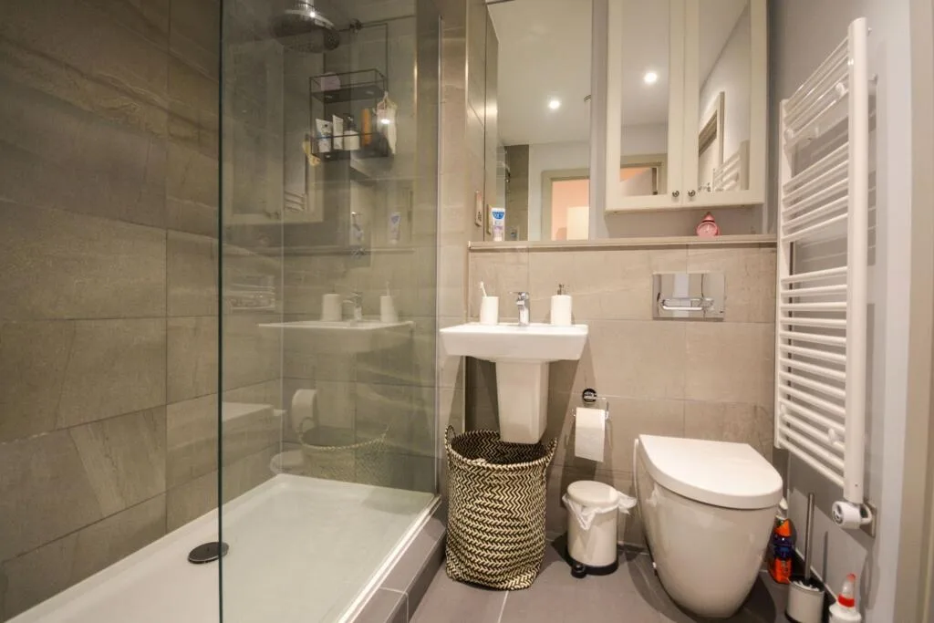 3 bedroom flat for rent