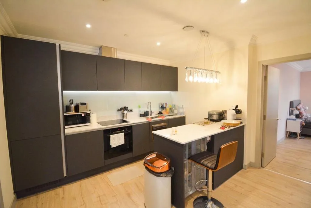 3 bedroom flat for rent