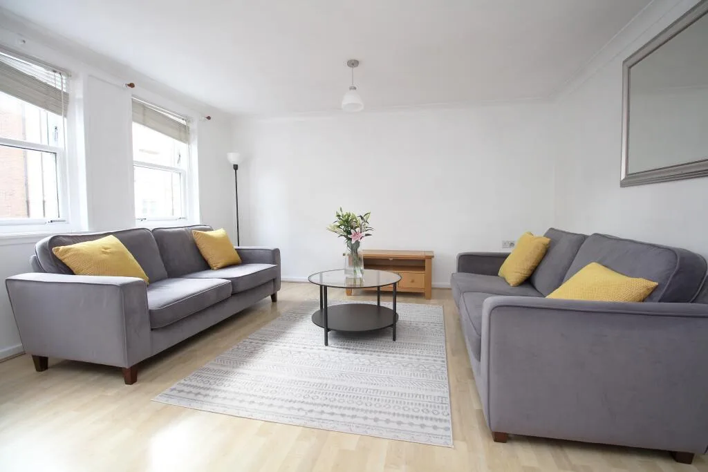 2 bedroom flat for rent