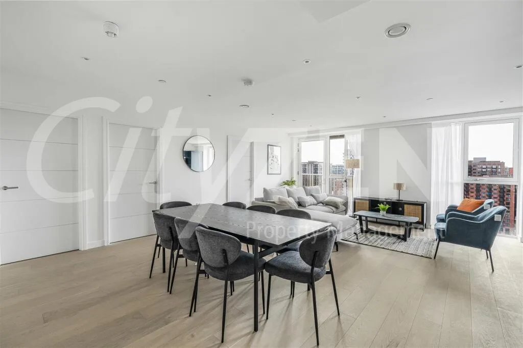 3 bedroom flat for rent