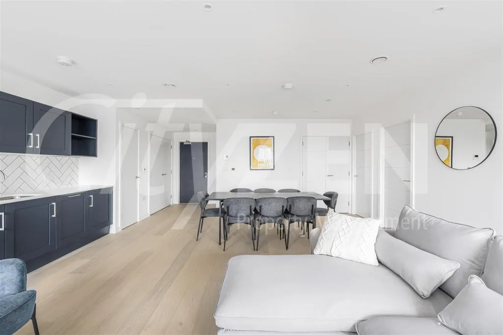 3 bedroom flat for rent