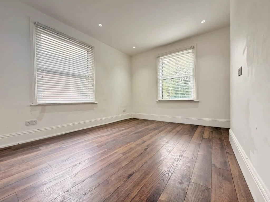 3 bedroom maisonette for rent