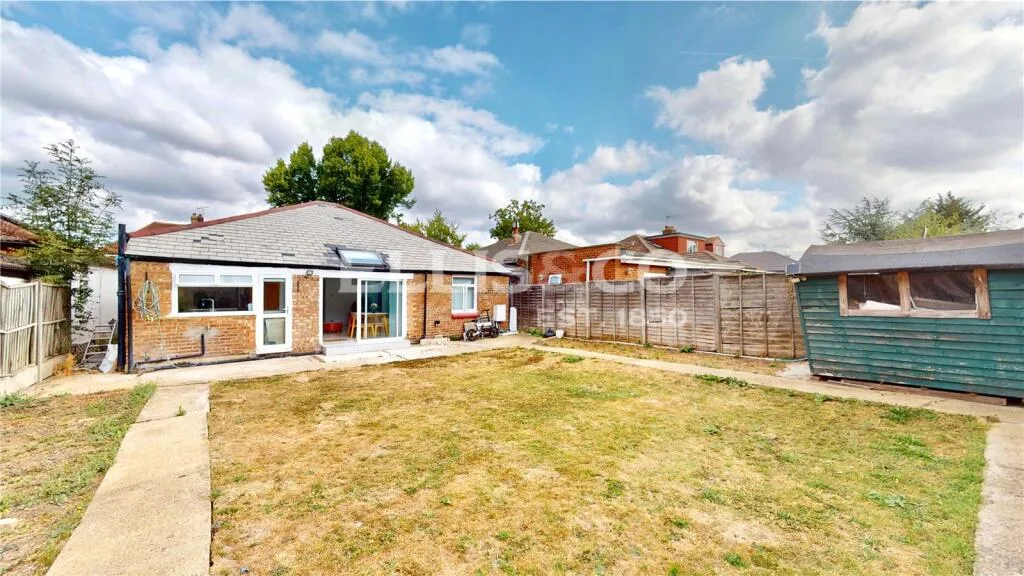 4 bedroom bungalow for rent