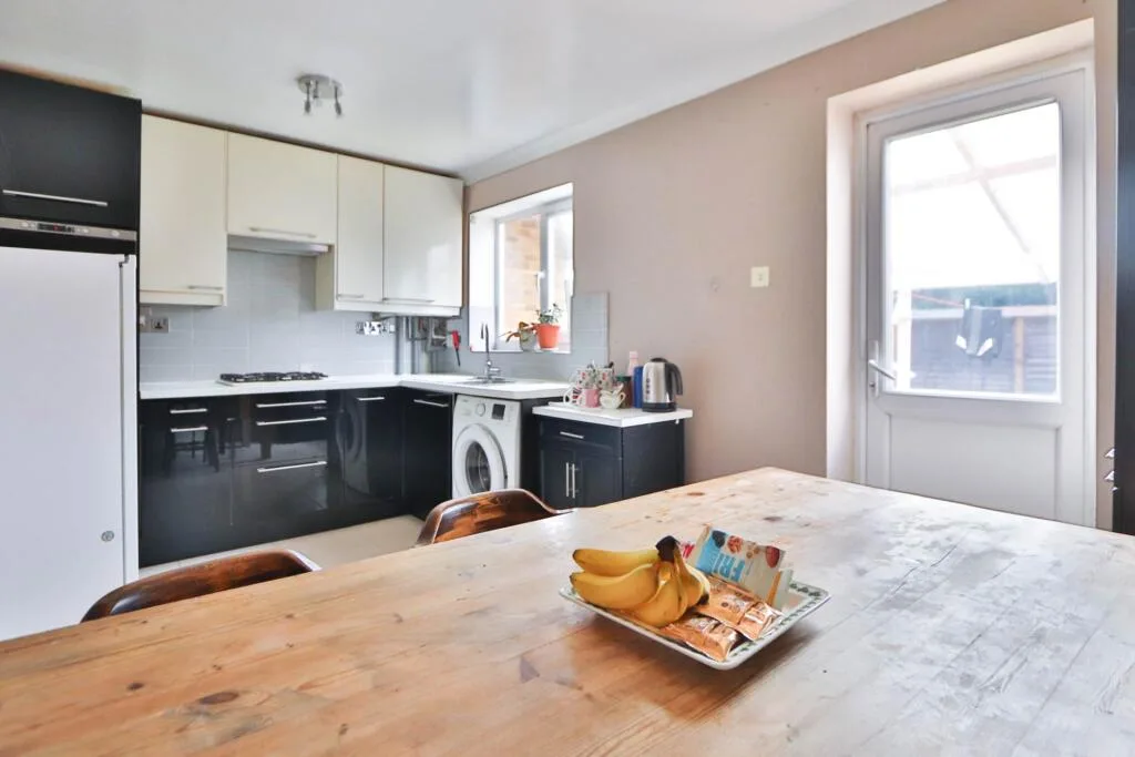 3 bedroom detached house for rent