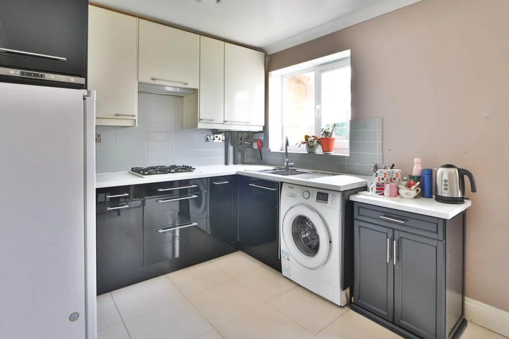 3 bedroom detached house for rent