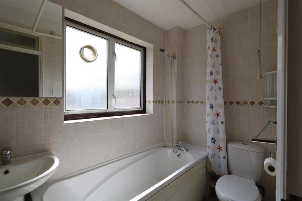 1 bedroom house for rent