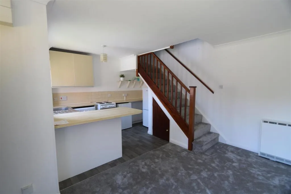 1 bedroom house for rent