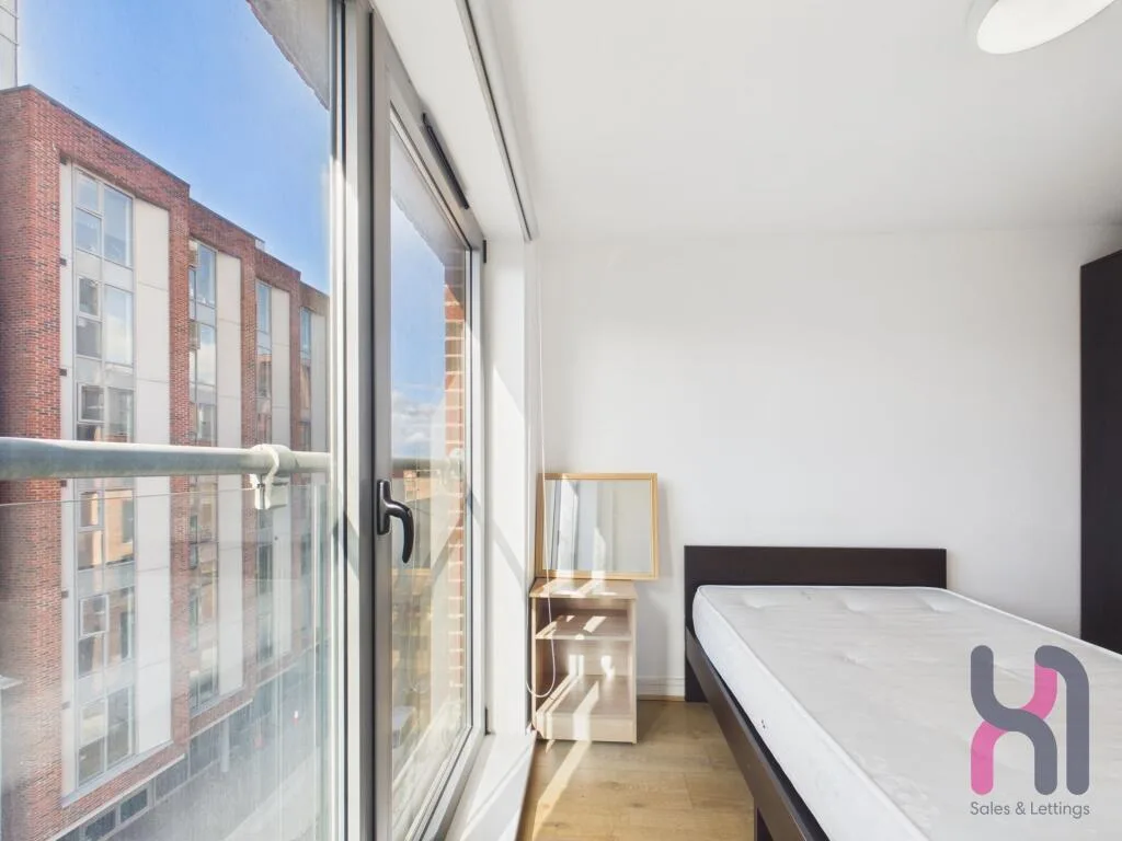 Studio flat for rent