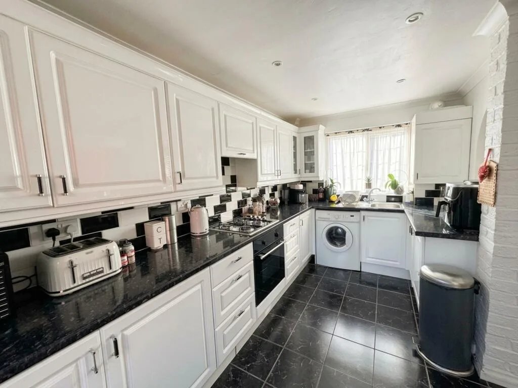 2 bedroom terraced house for rent