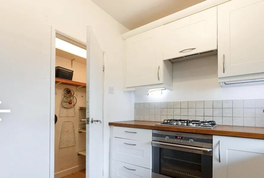 2 bedroom maisonette for rent