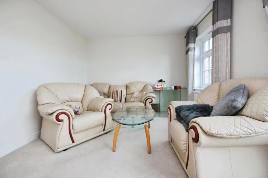 4 bedroom terraced house for rent