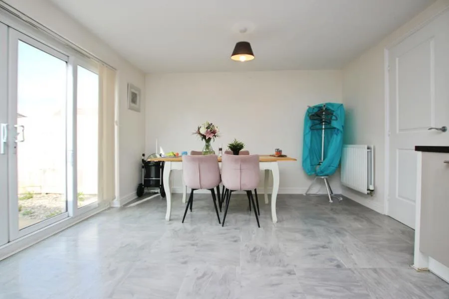 4 bedroom terraced house for rent